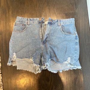 High rise ripped mom shorts - size 12